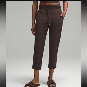 Lululemon | Like New Stripe Dance Studio Cropped Pants in Brown Size 6